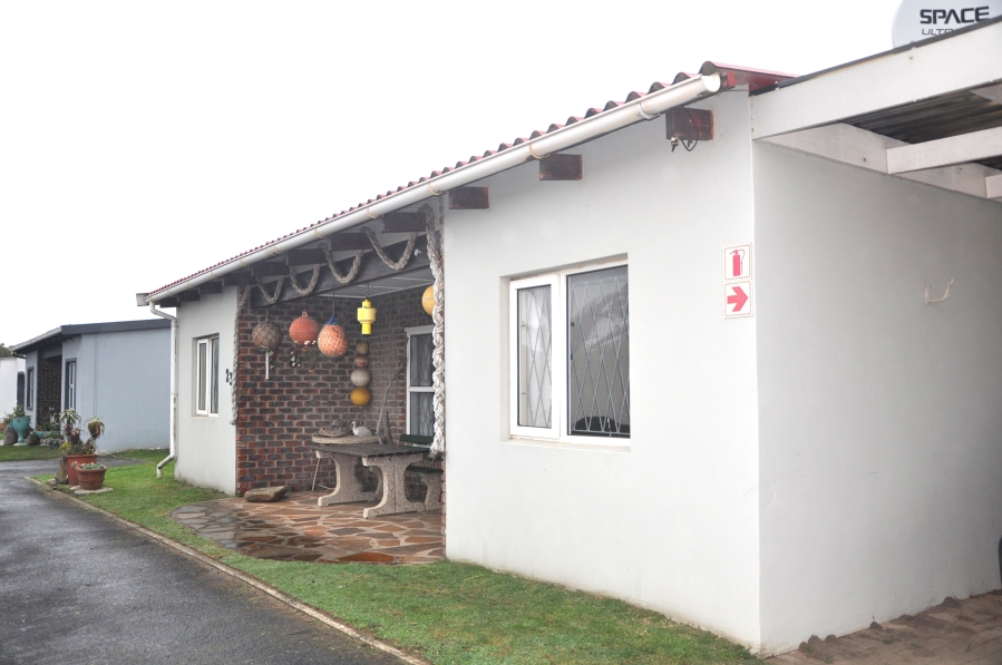 3 Bedroom Property for Sale in Queensberry Bay Eastern Cape